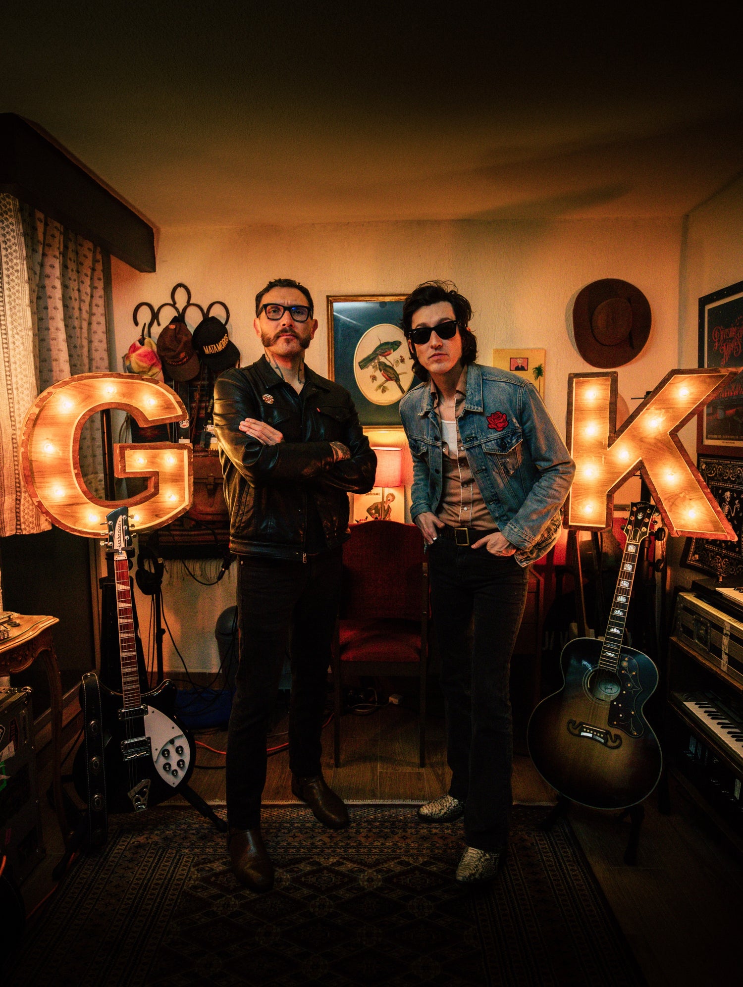 Gira En Kasas: Javier Blake & Kill Aniston