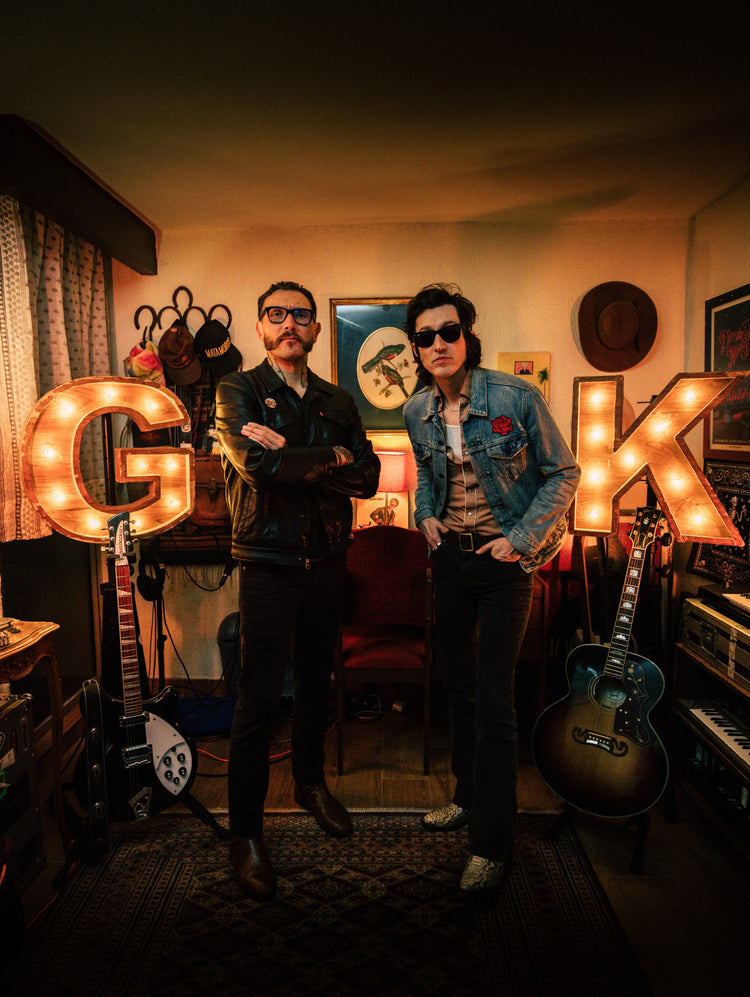 Gira En Kasas: Javier Blake & Kill Aniston